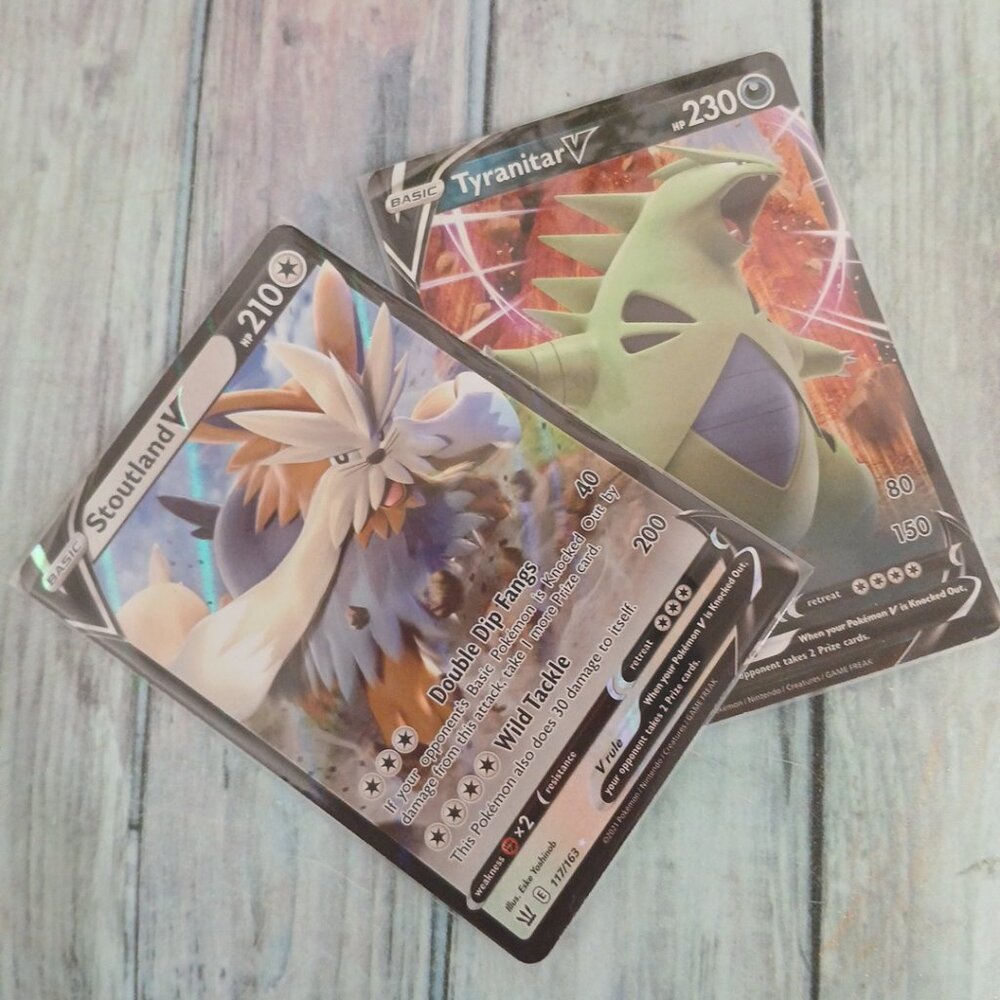 Pokemon Card V bundle - Picture 2 of 4
